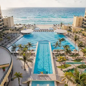 5* Semesteranläggning (resort) The Royal Sands &
